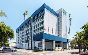 Holiday Inn Express Van Nuys By Ihg